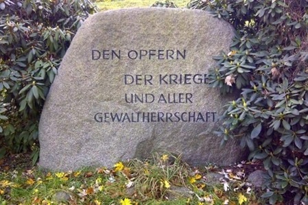 Gedenkstein Den Opfern der Kriege und aller Gewaltherrschaft